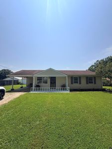 2722 Lake Dr