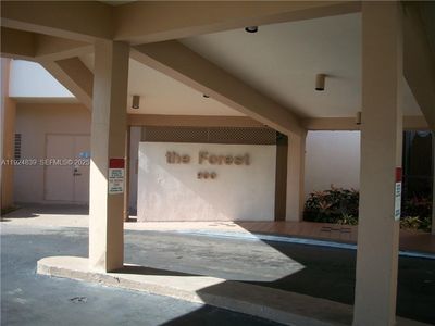 900 Saint Charles Pl APT 208