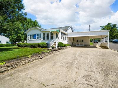 501 W Center St