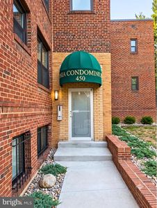 450 Xenia St SE #6