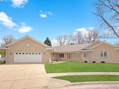 103 Whitney Cir