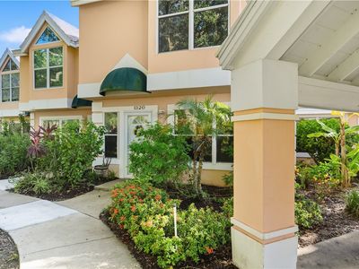 1320 Coral Park Ln #301