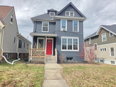 1323 Lincoln Ave