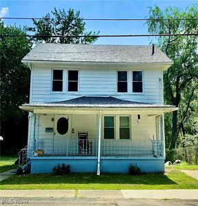 819 Keeney St