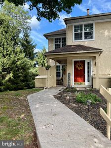 15 Tanglewood Dr