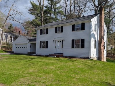 20 Colonial Rd