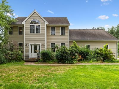 Property at 566 Mendon Rd, Sutton, MA