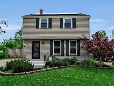 210 Woodcrest Dr