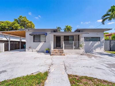 2360 SW 2nd St