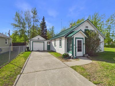 Property at 1418 Turner St, Fairbanks, AK