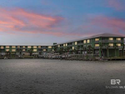 2715 Highway 180 #2204