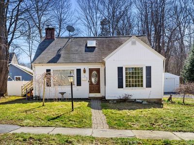 22 Woodland St