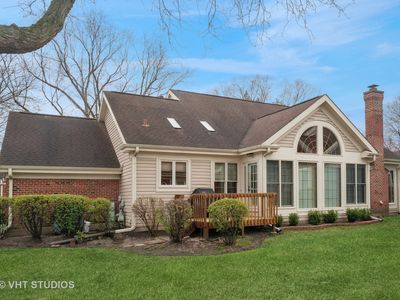 2118 N Lake Shore Cir