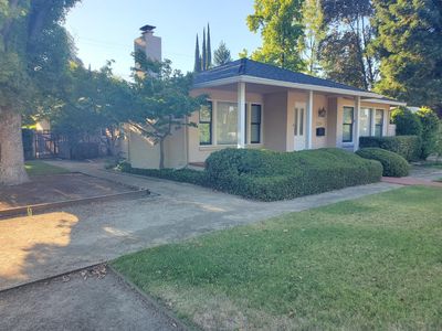 1020 Sycamore Ave