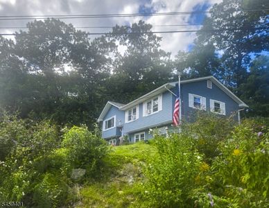 15 Conklin Ave
