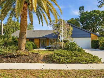 2700 Sedgefield Ct E