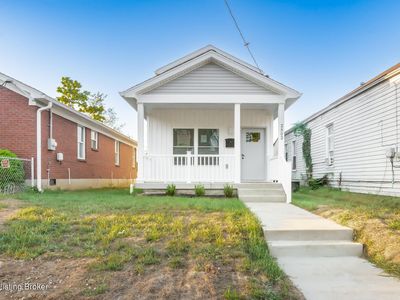 2502 Elliott Ave