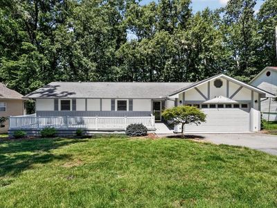 245 Lakeview Dr