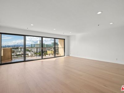 727 S Ardmore Ave APT 1002