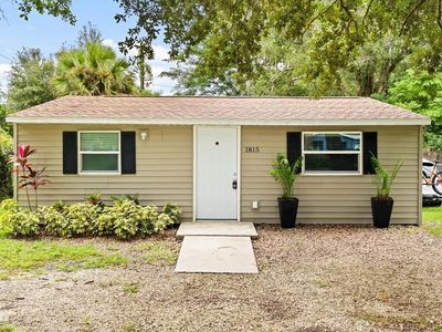 1815 S Summerlin Ave