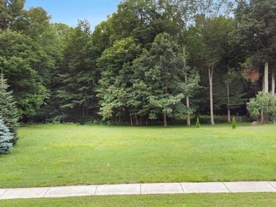 Property at 48325 Red Oak Dr, Shelby Township, MI
