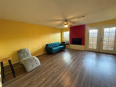 3240 Lombardy Ln APT 108