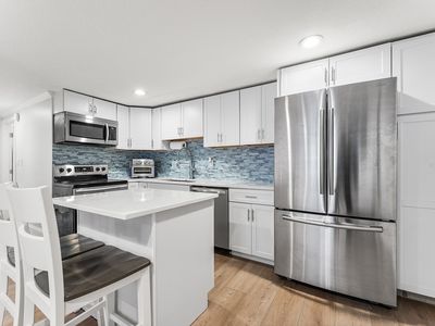 588 Main St APT 1A