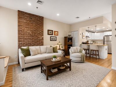 214 Park Ave APT 3r