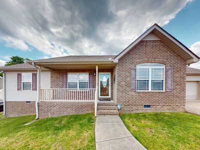 1009 Halverson Dr