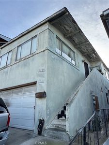 124 41st St