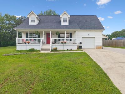 Property at 140 Apple Valley Ct NE, Charleston, TN