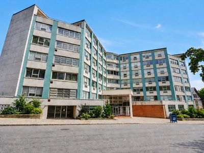 101 Mulberry St APT 519