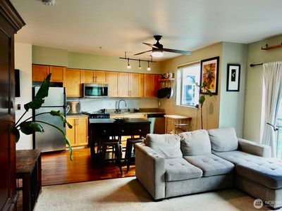 3333 wallingford Avenue N #307