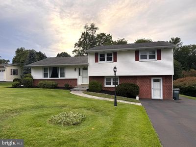 526 Buck Rd