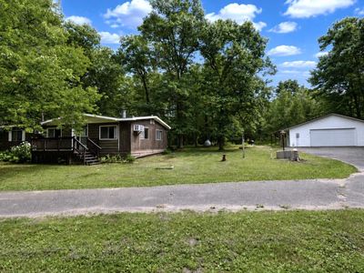 7689 Wood Ln