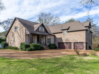 6400 Harding Pike