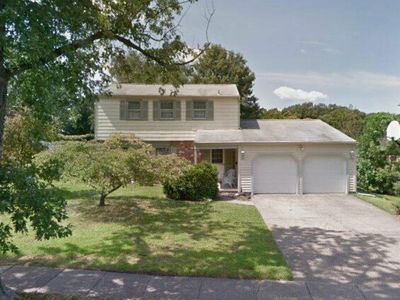 Property at 10 Bull Run Rd, Laurel Springs, NJ