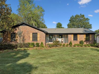 2146 Ravenwood Dr