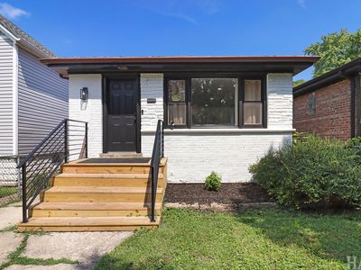 5338 W Kinzie St