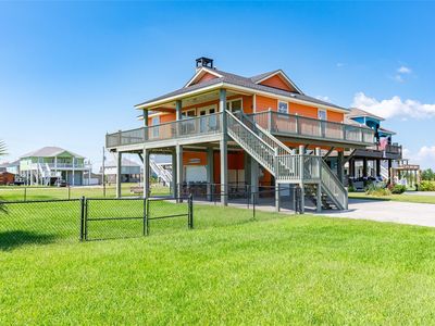 Property at 963 Palm Ridge Dr, Crystal Beach, TX