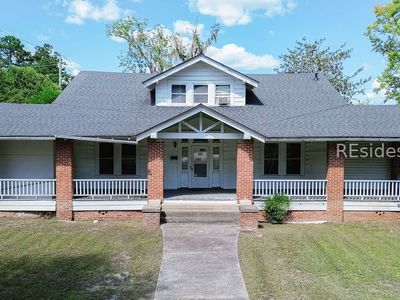 501 Jackson Ave E
