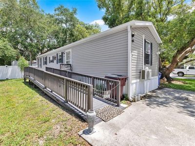 2000 Palm St
