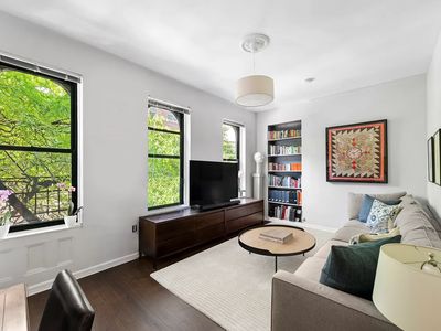 235 W 108th St APT 35