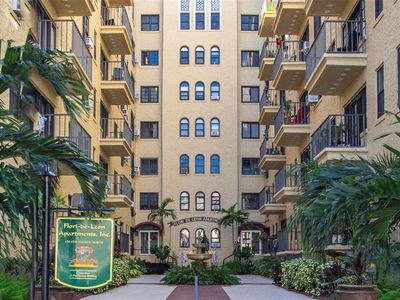 130 4th Ave N APT 403