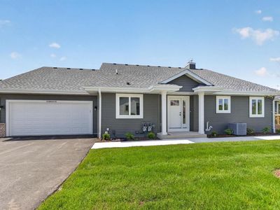 W206N16178 Stonebrook DRIVE