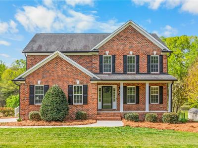 215 Chinaberry Ln