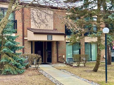 18269 University Park Dr