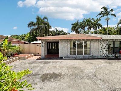 375 SW 61st Ter