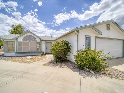 2612 E Sunrise Vista Blvd