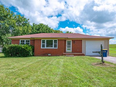 137 Reservoir Dr
